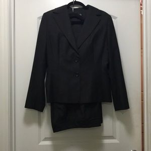 Ann Taylor Two Piece Suit Black/Gray Pinstripe